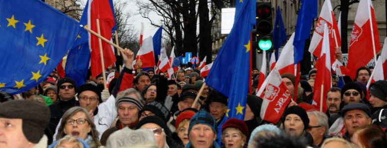 KOD świętuje rocznicę uchwalenia Konstytucji!